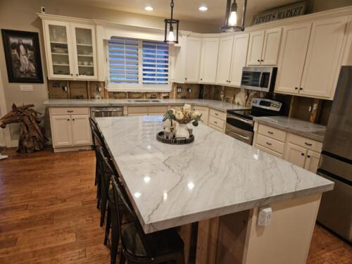 "Pegasus White" Quartzite from Daltile Kitchen in Northern Utah